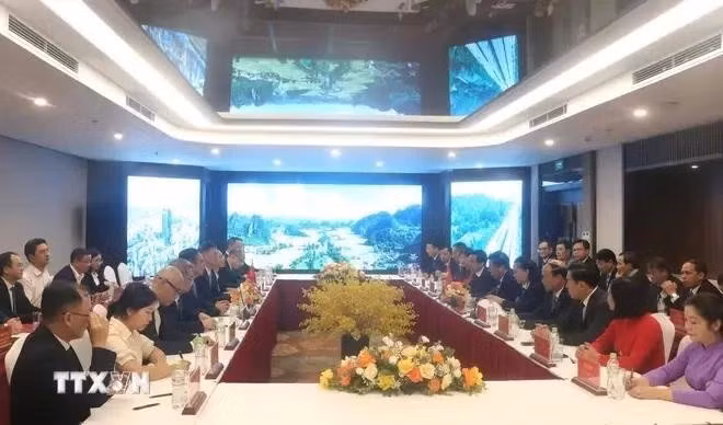 En el encuentro (Foto: VNA)