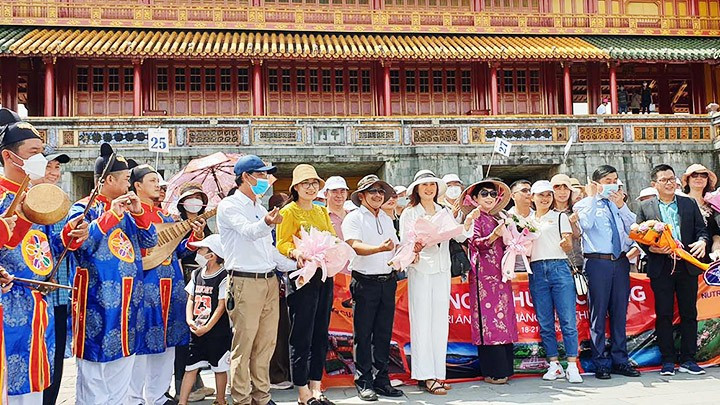 Una delegación internacional MICE llega a la provincia de Thua Thien - Hue. 