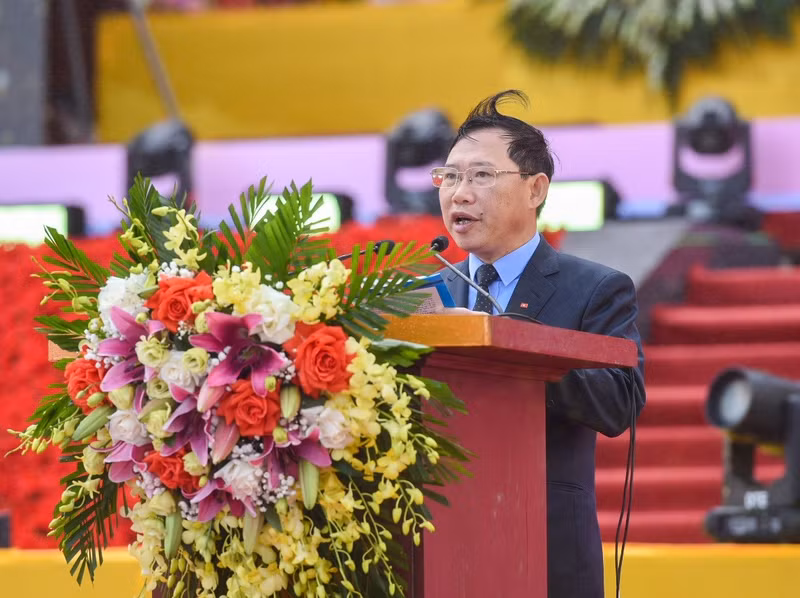 El presidente del Comité Popular de Bac Giang, Le Anh Duong, habla en el evento.