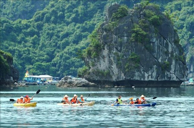Cat Ba, un destino popular entre los turistas en Hai Phong (Foto: VNA)