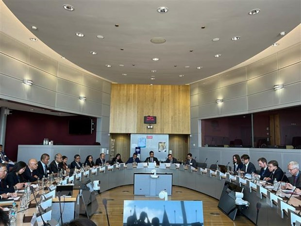 Panorama de la reunión (Fotografía: VNA)
