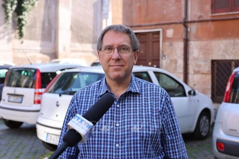 El profesor Masina Pietro Paolo de la Universidad de Nápoles La Oriental. (Foto: VNA)