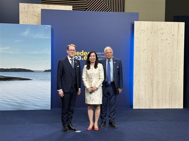 La vicecanciller de Vietnam Le Thi Thu Hang en el Foro Ministerial entre la Unión Europea (UE) y la región del Indo-Pacífico. (Fotografía: VNA)