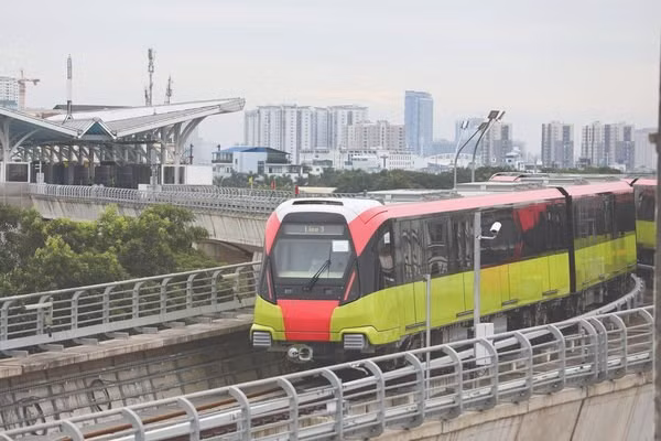 La línea 3 del metro de Hanói, un proyecto emblemático que ilustra la rica cooperación económica entre Vietnam y Francia.