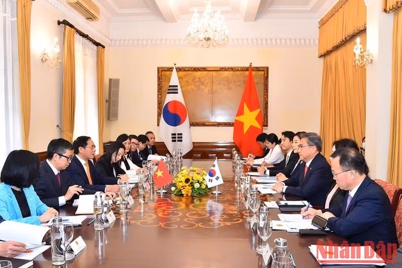 Escena de la reunión.