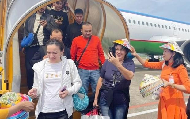 Turistas procedentes de Uzbekistán (Fotografía: zingnews)