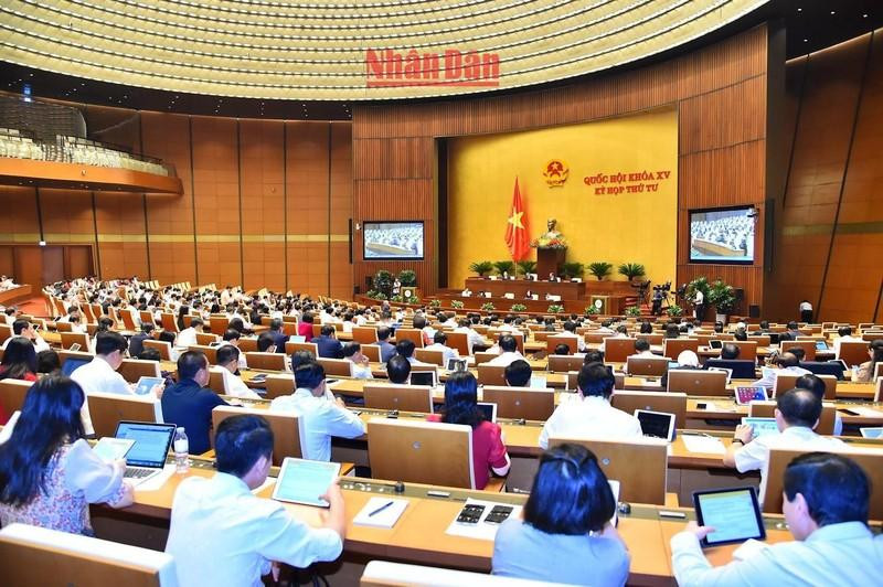 Parlamento de Vietnam debate proyecto de Ley de Examen y Tratamiento Médico