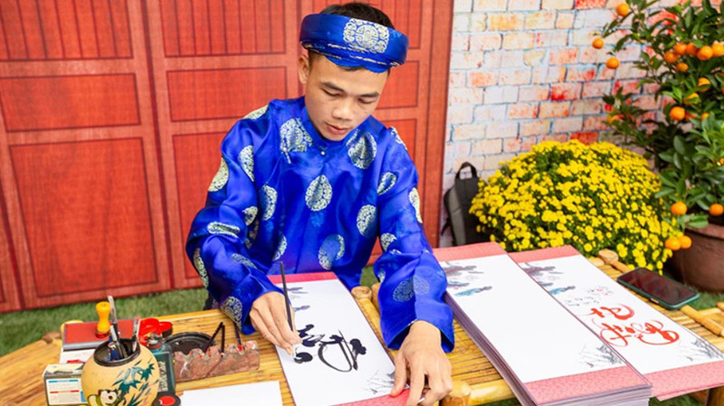 Diversas actividades para saludar el Tet en Da Nang