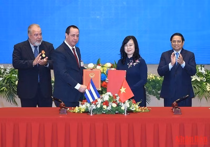 Ministerios de Salud Pública de los dos países rubrican el Plan de Acción de Cooperación.