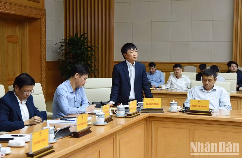 Habla representante de la Corporación Vinaconex. Habla representante de la Corporación Vinaconex.