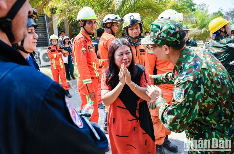 Fuerza de rescate vietnamita completa misión en Myanmar y regresa sana y salva a casa