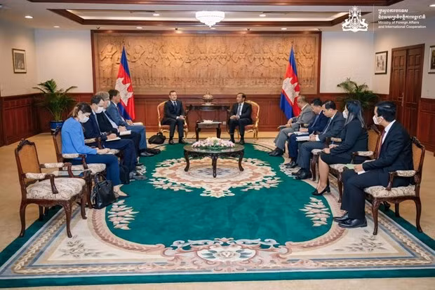 En el evento. (Fotografía: www.mfaic.gov.kh)