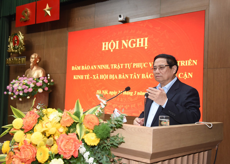 El primer ministro de Vietnam, Pham Minh Chinh, interviene en la cita (Foto: Nhan Dan)