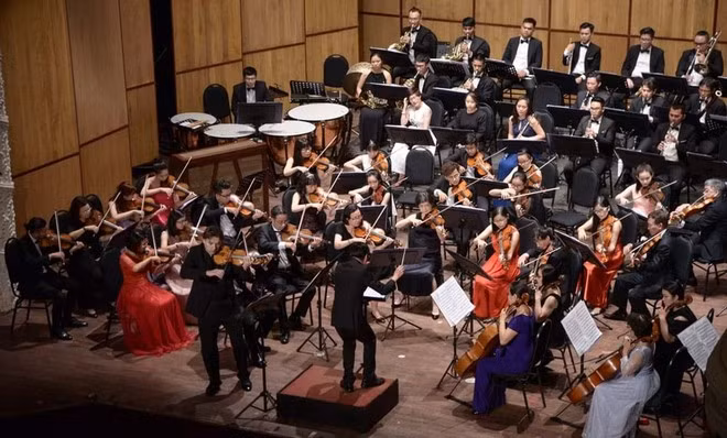 La Orquesta Sinfónica Juvenil de Vietnam (Foto: anninhthudo.vn)