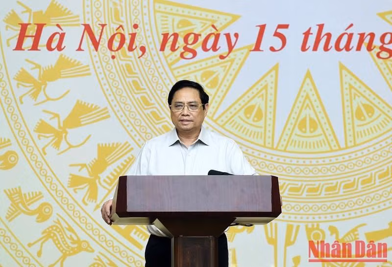 El primer ministro vietnamita, Pham Minh Chinh habla en el evento.