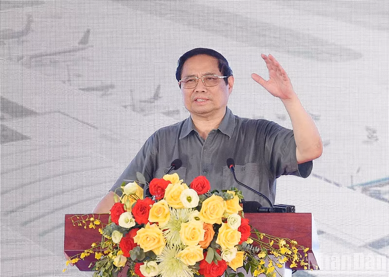 Habla el premier Pham Minh Chinh.