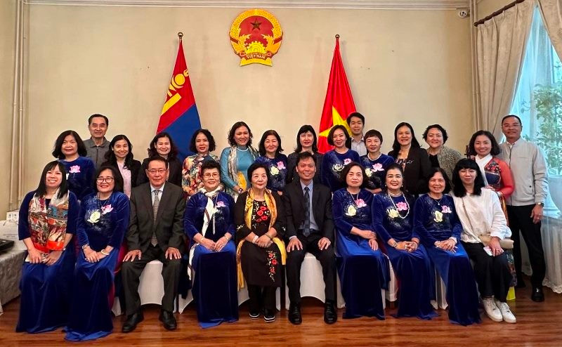Participantes en el evento. (Fotografía: Embajada de Vietnam en Mongolia)