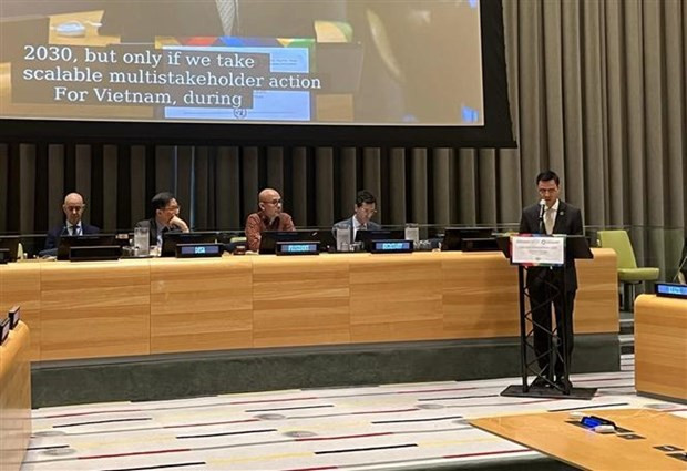 El embajador Dang Hoang Giang, representante permanente de Vietnam ante la ONU, interviene en la cita (Fotografía: VNA)