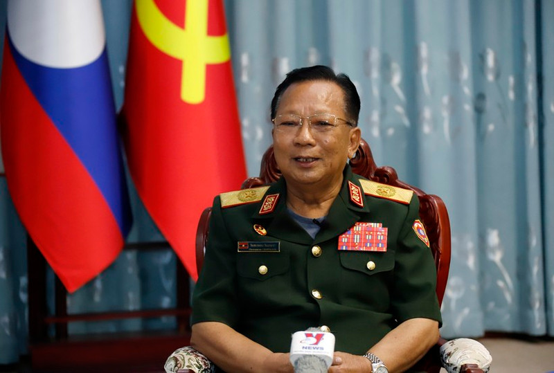 El general Chansamone Chanyalath, viceprimer ministro y ministro de Defensa de Laos (Foto: VNA)