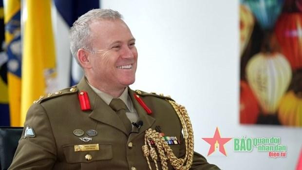 El coronel Paul Foura durante la entrevista con la prensa (Fotografía: qdnd.vn)