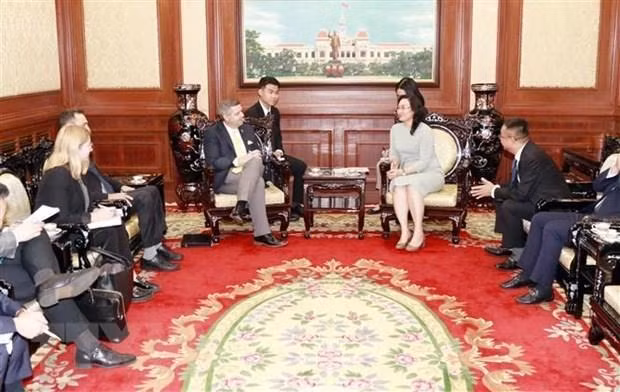 En el encuentro (Fotografía: VNA)