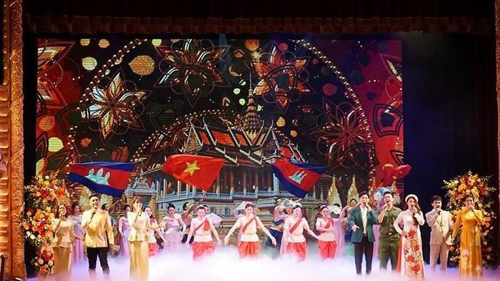Otorgan gran importancia a amistad tradicional y cooperación integral Vietnam y Camboya
