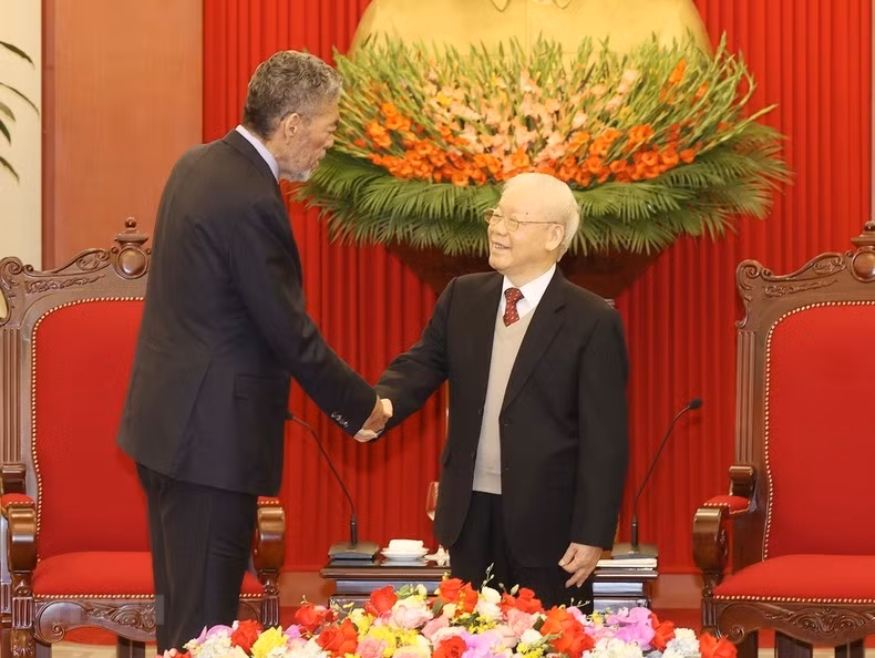 Los dirigentes en el evento.