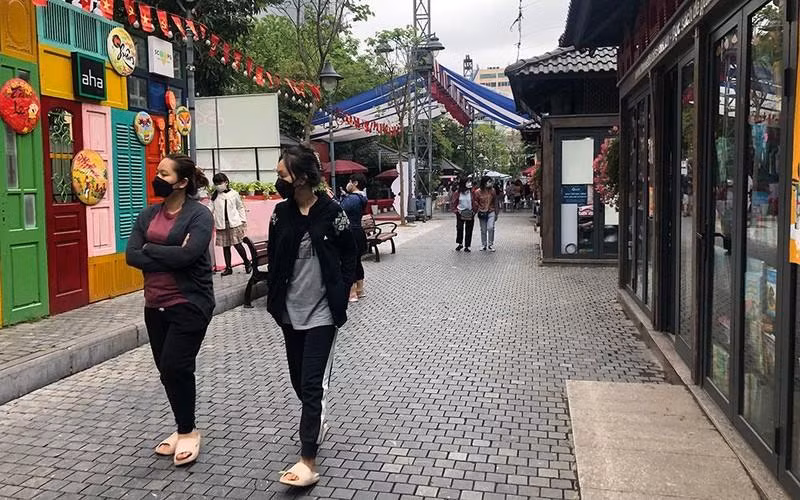 En la calle 19 de Diciembre, o Calle de Libros de Hanói, en el distrito de Hoan Kiem. 