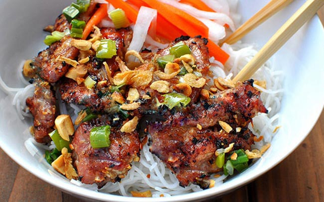 Radiodifusora australiana recomienda probar cinco platos en Vietnam ảnh 4 Radiodifusora australiana recomienda probar cinco platos en Vietnam ảnh 4