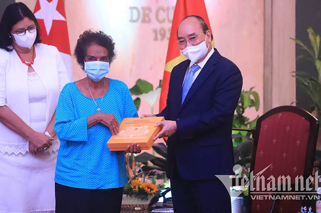  Marta Rojas, testigo histórico de la amistad Vietnam-Cuba ảnh 5