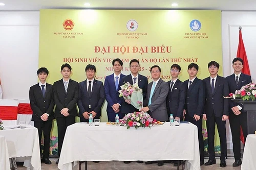 Delegados al congreso. (Foto: Nhan Dan)