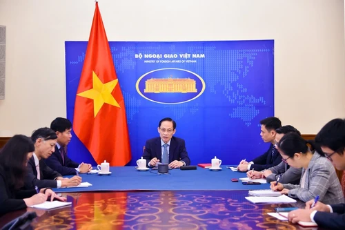 El miembro del Secretariado del Comité Central del Partido Comunista de Vietnam y ministro de Relaciones Exteriores, Le Hoai Trung, en la cita. (Foto: VNA)
