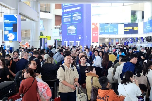 El Aeropuerto Internacional de Noi Bai en la tarde del 4 de enero. (Foto: VNA)