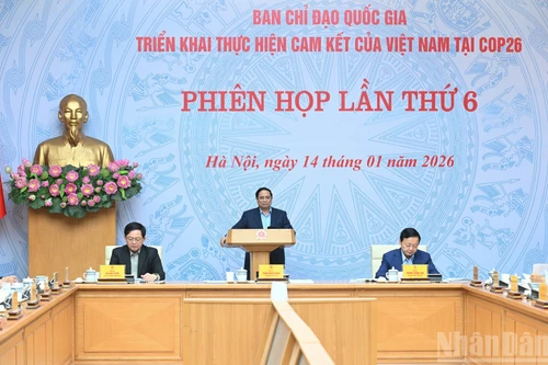 [Foto] Premier vietnamita conduce reunión del Comité Directivo Nacional para la COP26