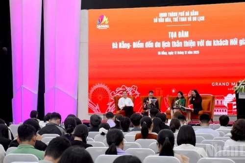 Los invitados comparten información sobre nuevos productos turísticos dirigidos al mercado musulmán. (Foto: Anh Dao)