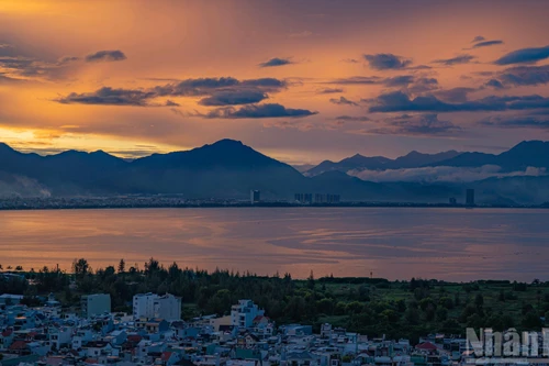 [Foto] Da Nang: 120 minutos de espectacular puesta de sol en una resplandeciente ciudad costera