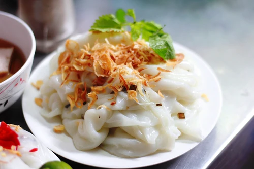 Rollo de arroz al vapor Thanh Tri de Hanói declarado Patrimonio Cultural Inmaterial Nacional