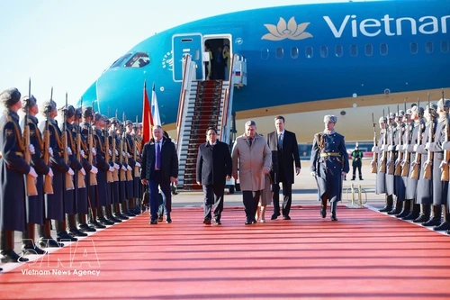 El primer ministro de Vietnam, Pham Minh Chinh, inicia su visita oficial a Rusia. (Foto: VNA)