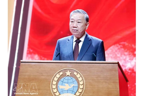 El secretario general del PCV, To Lam, interviene en la cita. (Foto: VNA)