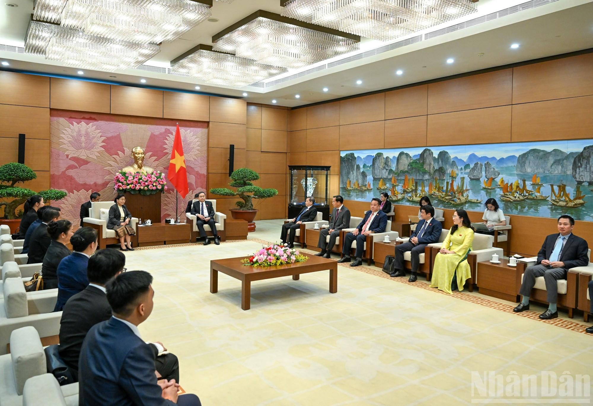 Escena de la reunión.