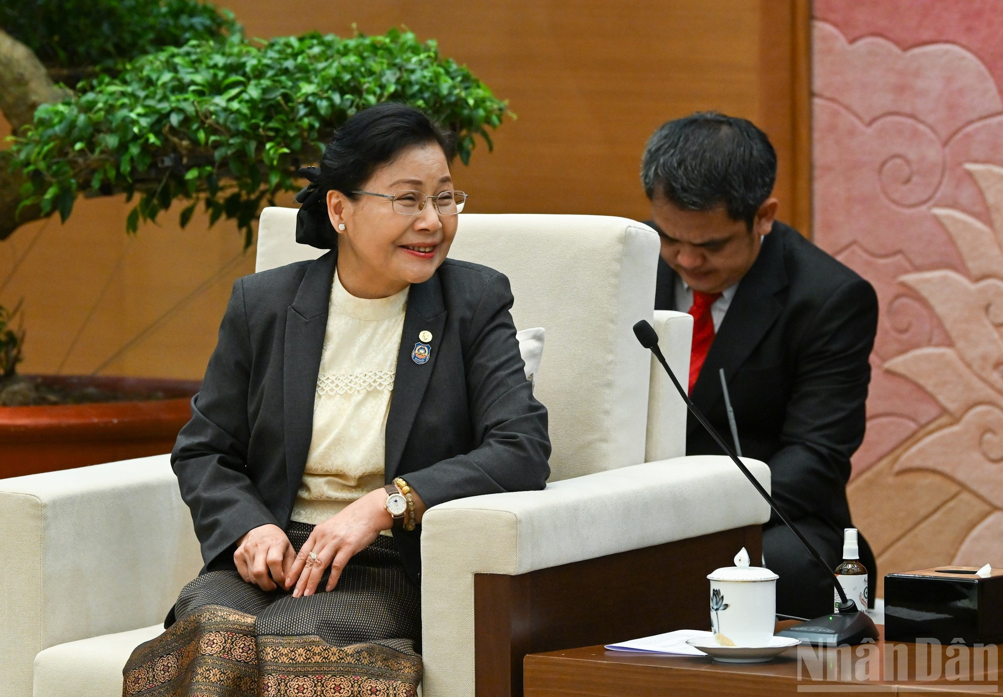 La presidenta del Tribunal Popular Supremo de Laos, Vienthong Siphandone, en la cita.