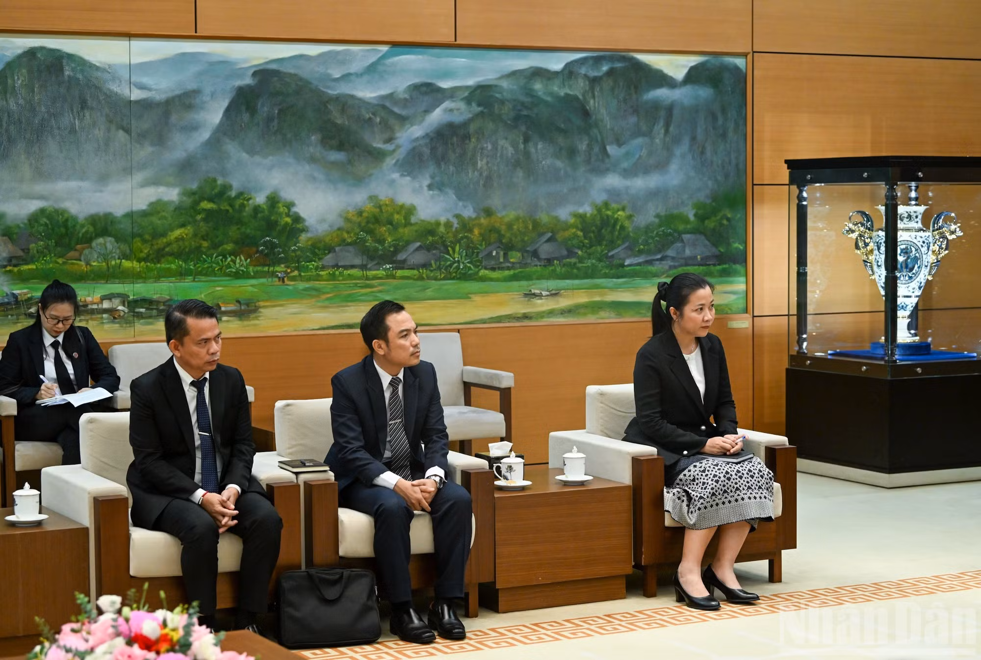 Delegados del Tribunal Popular Supremo de Laos.