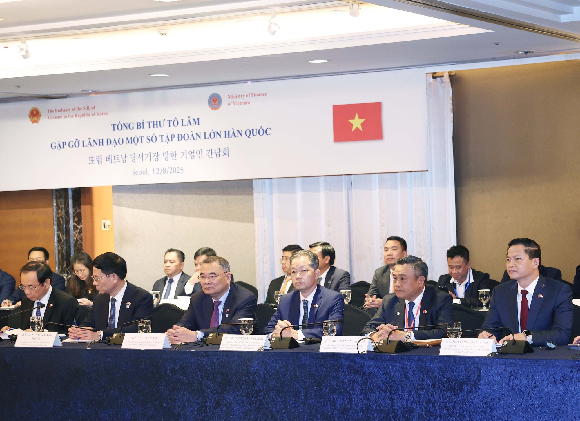 Delegados a la reunión.