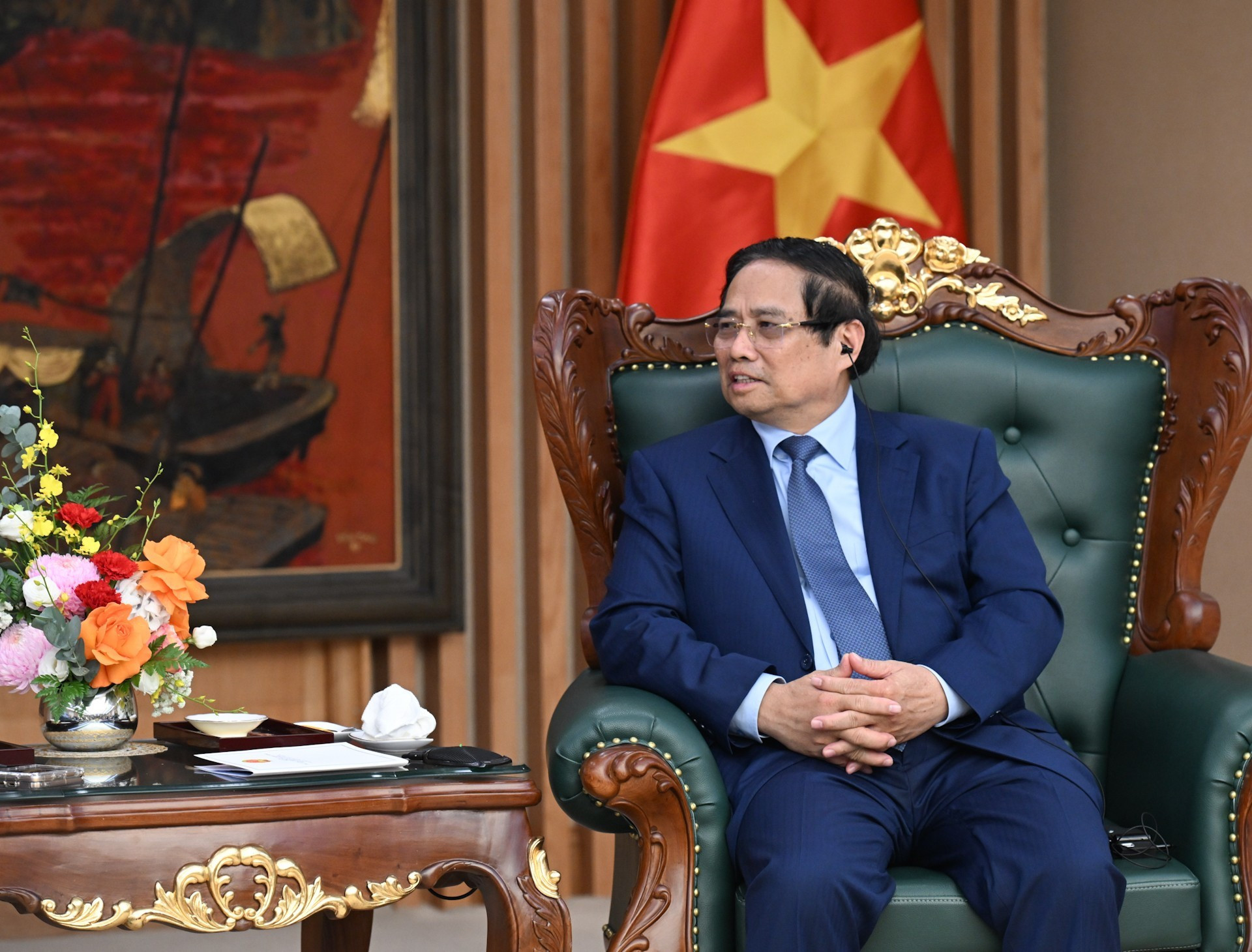 El primer ministro de Vietnam, Pham Minh Chinh, da palabras.