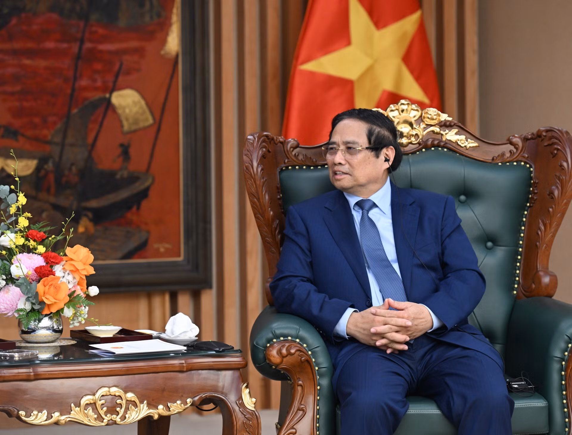 El primer ministro de Vietnam, Pham Minh Chinh, da palabras.