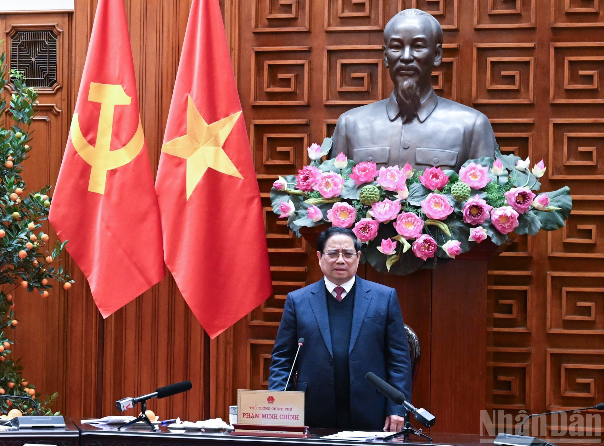 El primer ministro de Vietnam, Pham Minh Chinh, preside la quinta reunión del Comité Directivo para la construcción de centrales nucleares.