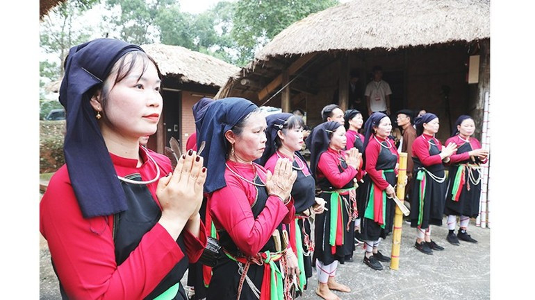 El ritual ha sido conservado por los Cao Lan a lo largo de las generaciones.