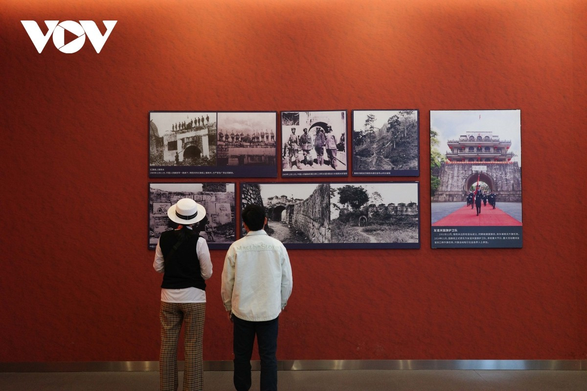 Youyi Guan fue incluido por el Consejo de Estado de la República Popular China a la Lista de Unidades de Protección de Reliquias Culturales Clave Nacionales en 2006, y categorizado en 2010 como una zona turística nacional de nivel 4A (el 5A es el más alto). Apodado “Puerta de entrada al Sur de China”, el enclave es un sitio de prestigio nacional para la educación en patriotismo y defensa.