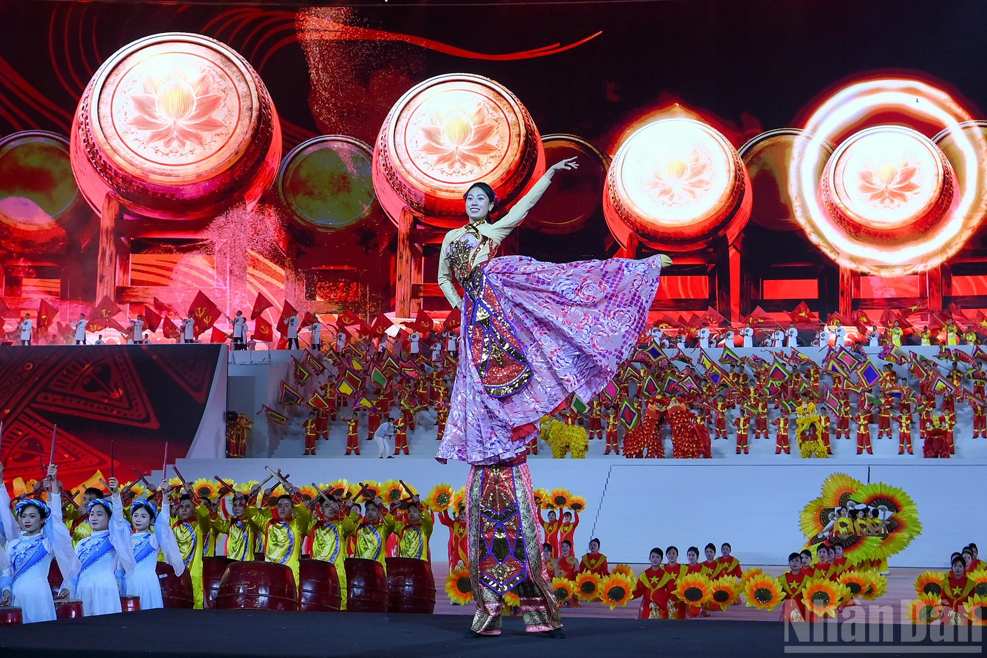 Los espectáculos se estructuran según los ejes de “Nueva visión, nuevos milagros, nueva era”.