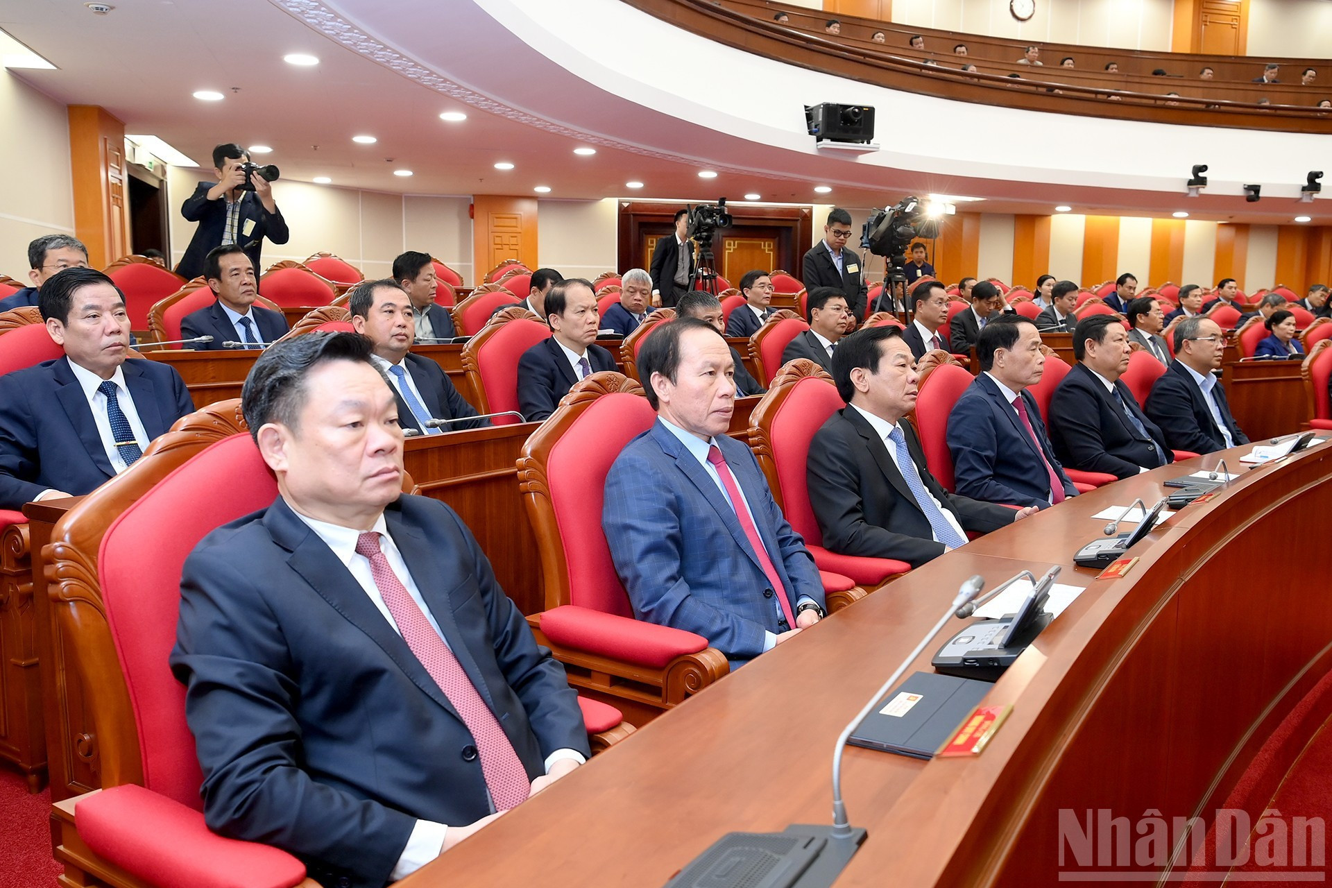 Delegados a la sesión de clausura del 14º Pleno del XIII Comité Central del PCV.